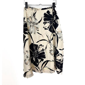 VTG Talbots Petites Womens Skirt Size 10 Silk Floral Black White Midi Hawaiian